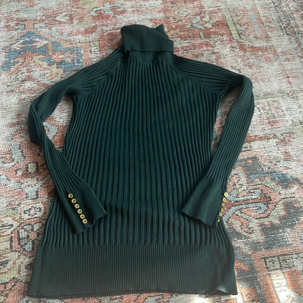 Juniors Pink Rose turtleneck sweater XL (for fitting like a large)